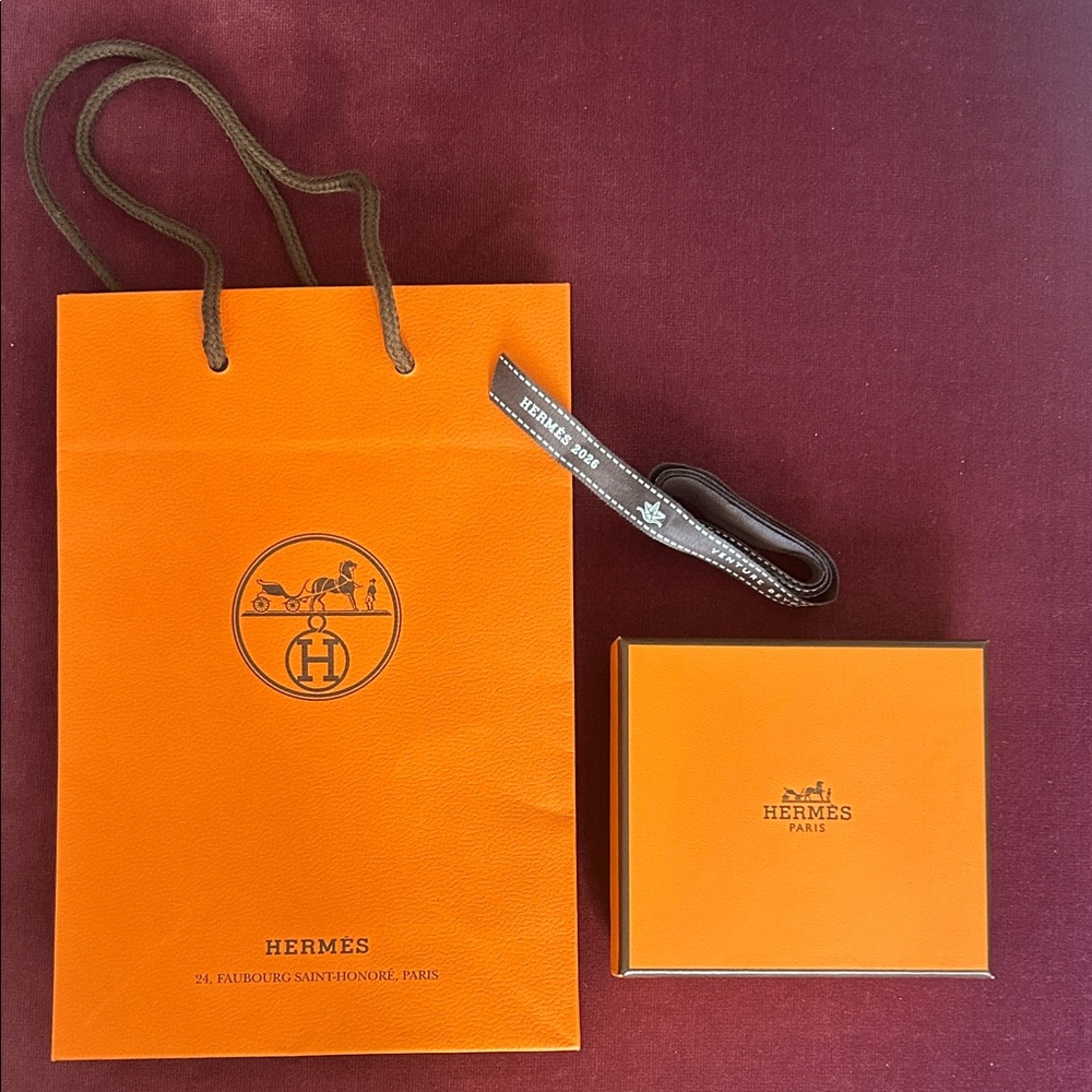 Hermes Shopping Bag, Box and Ribbon